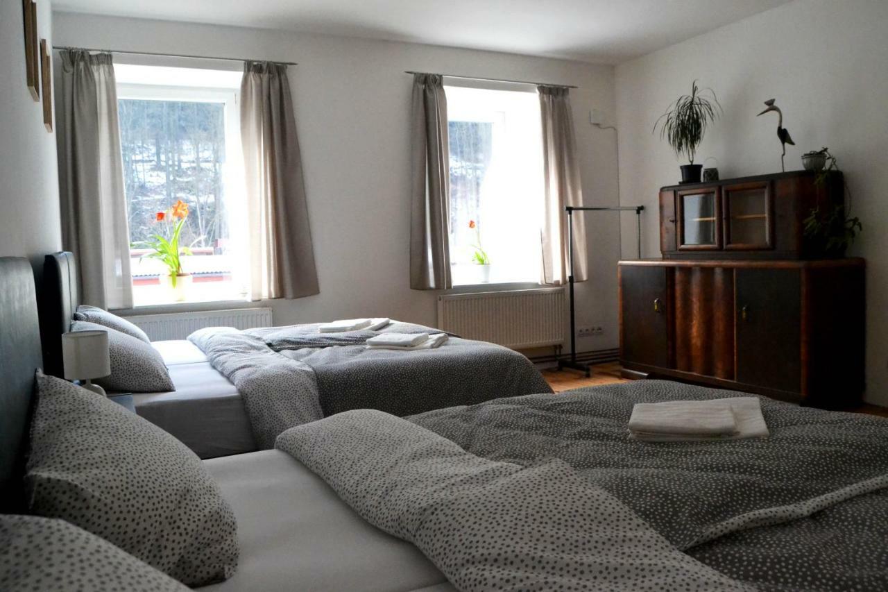 Apartmany Sophia ทรุตนอฟ ภายนอก รูปภาพ
