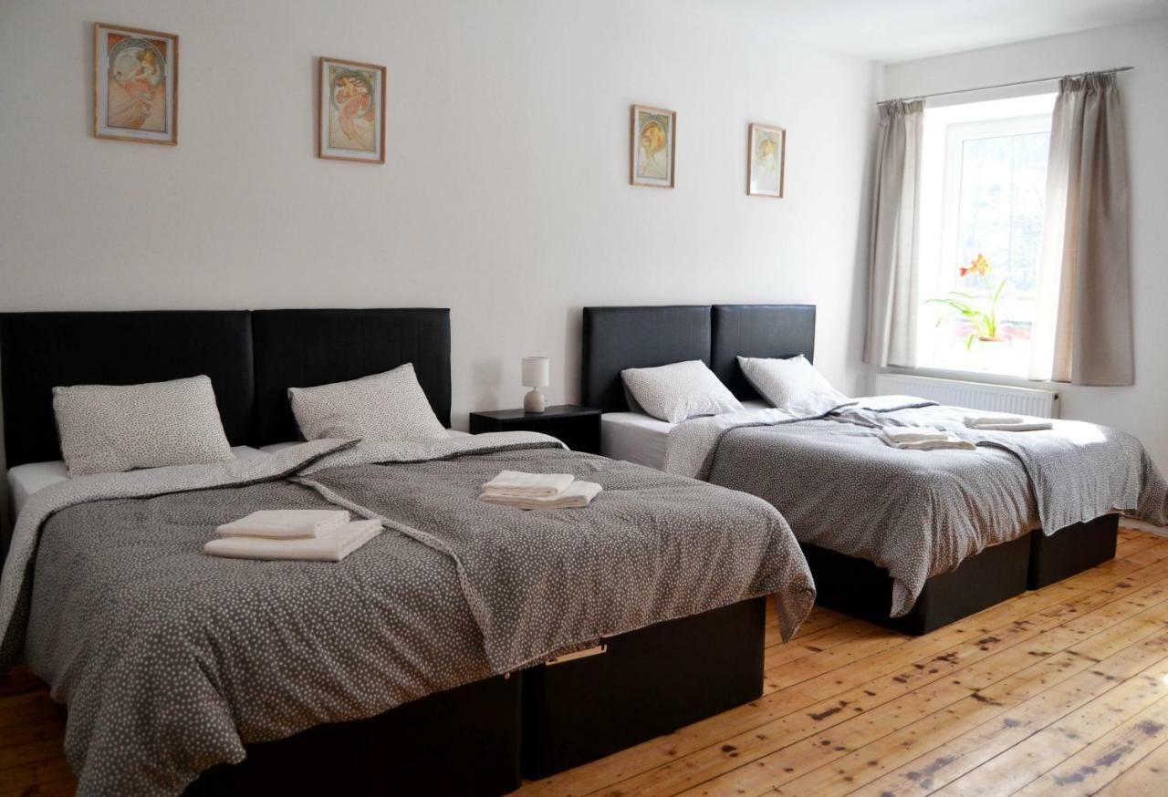Apartmany Sophia ทรุตนอฟ ภายนอก รูปภาพ